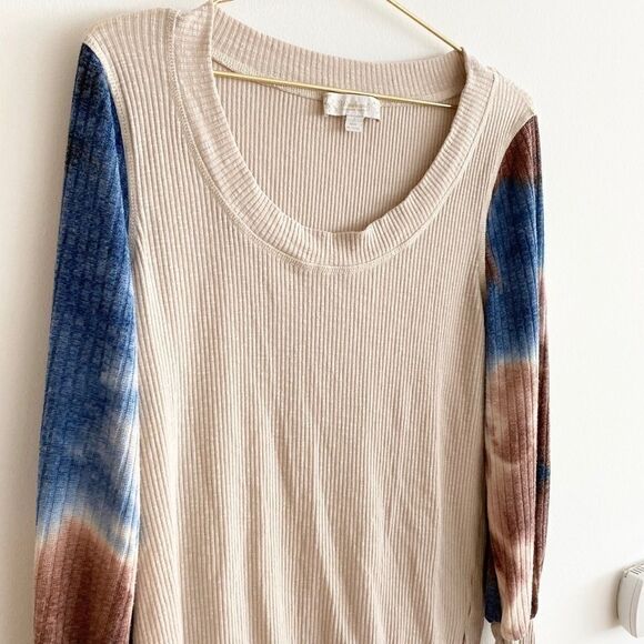 weekend Suzanne Betro Ribbed Tie Dye Sleeved Top - Picture 5 of 8
